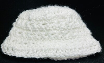 Crocheted white Baby  Hat(6 to 12 month size) with flower - image3